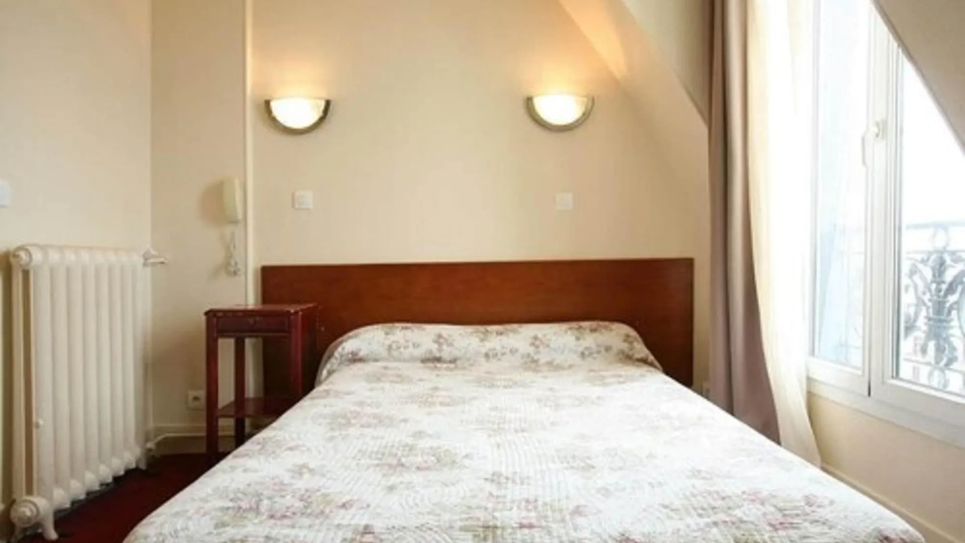Grand De L'europe Hotel Paris