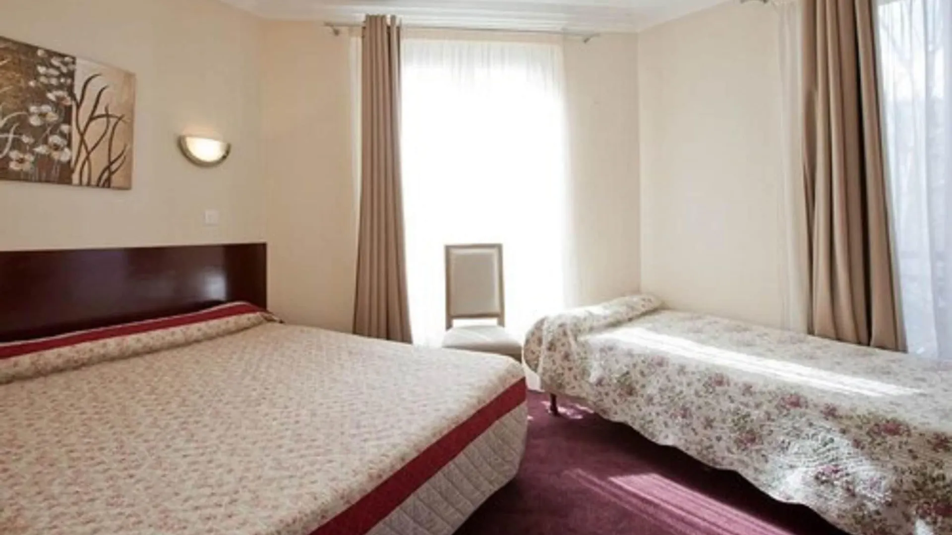 Grand De L'europe Hotel