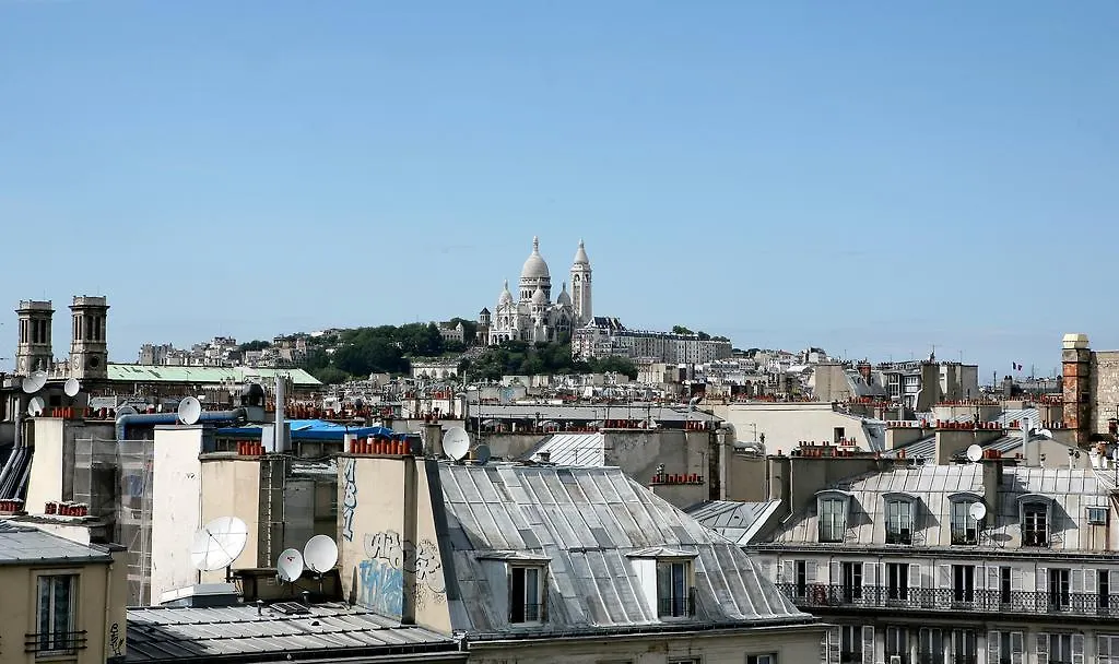 Отель Grand De L'europe 2*